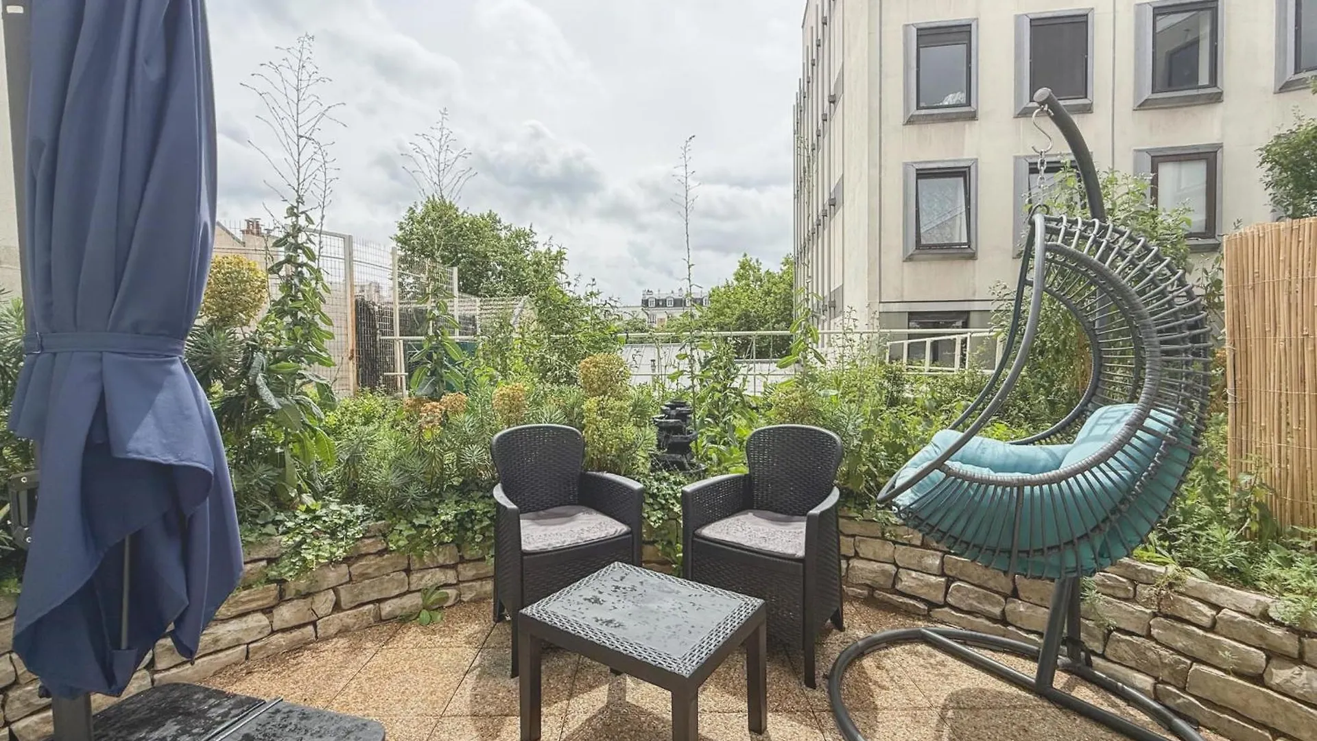 Bright Apartment With Garden Close To The Metro 巴黎
