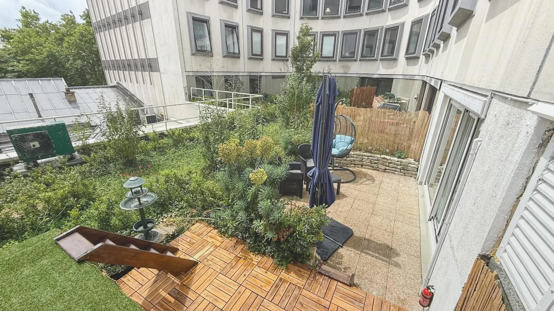 Bright Apartment With Garden Close To The Metro Παρίσι 0*,  Γαλλία